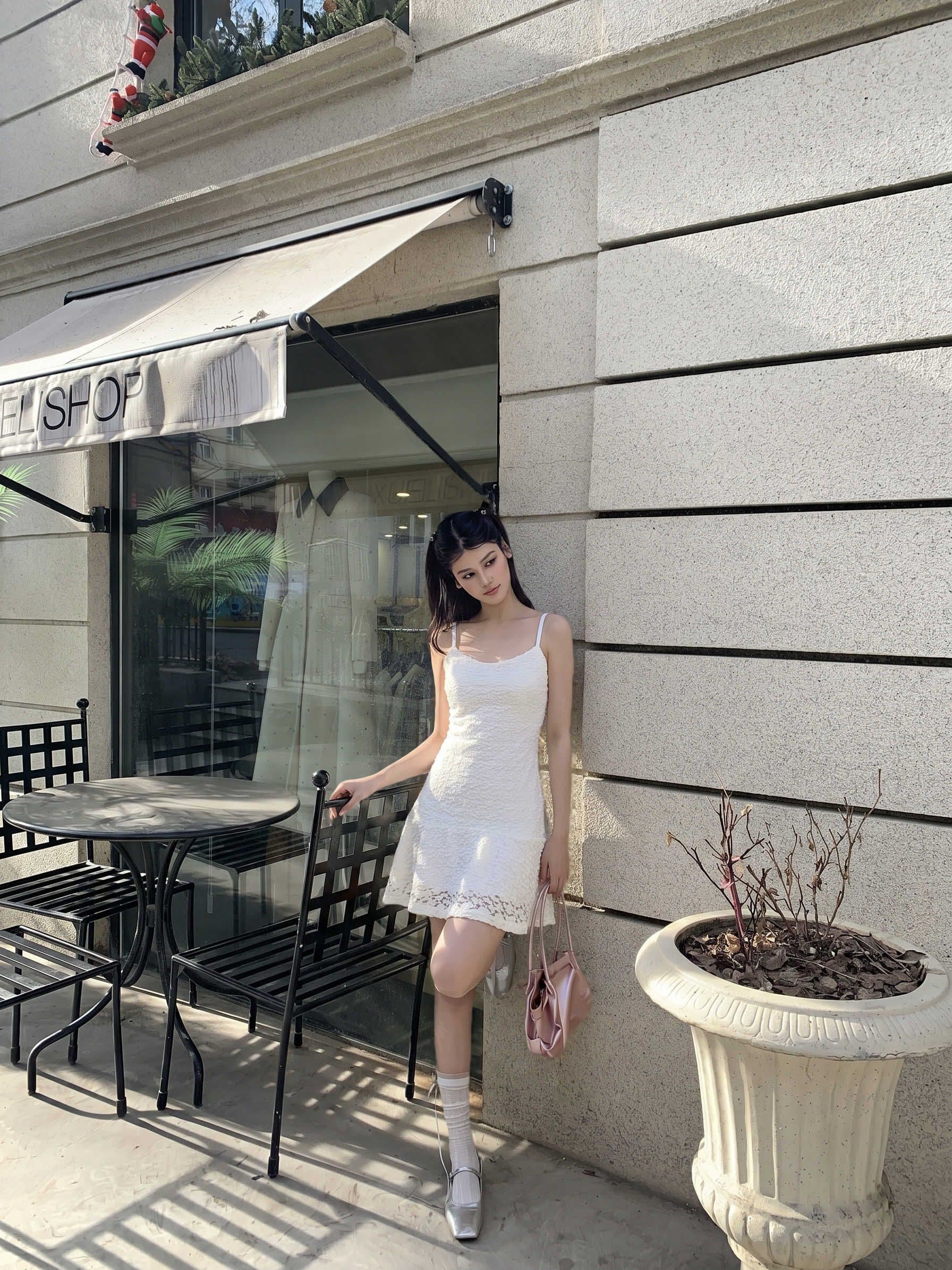 작은 한 번 아니요 한 번 한 부서 화이트 민소매 레이스 슬립 여성 드레스 2026 여름 몸매 가꾸기 한 마디 외출용 치마 상세 이미지 4