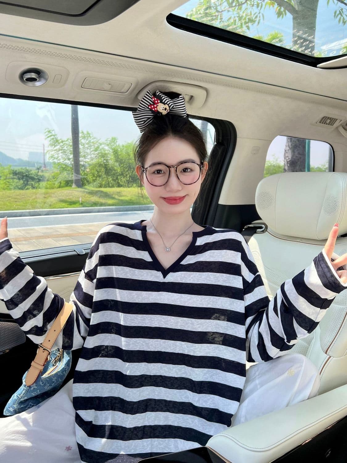 스트라이프 V넥 긴팔 티셔츠 여성 가을 2026 새로운 슈퍼 잘 생긴 ~ 중 느긋한 바람 느슨함 센스 캐주얼 다용도 맨위 상세 이미지 11
