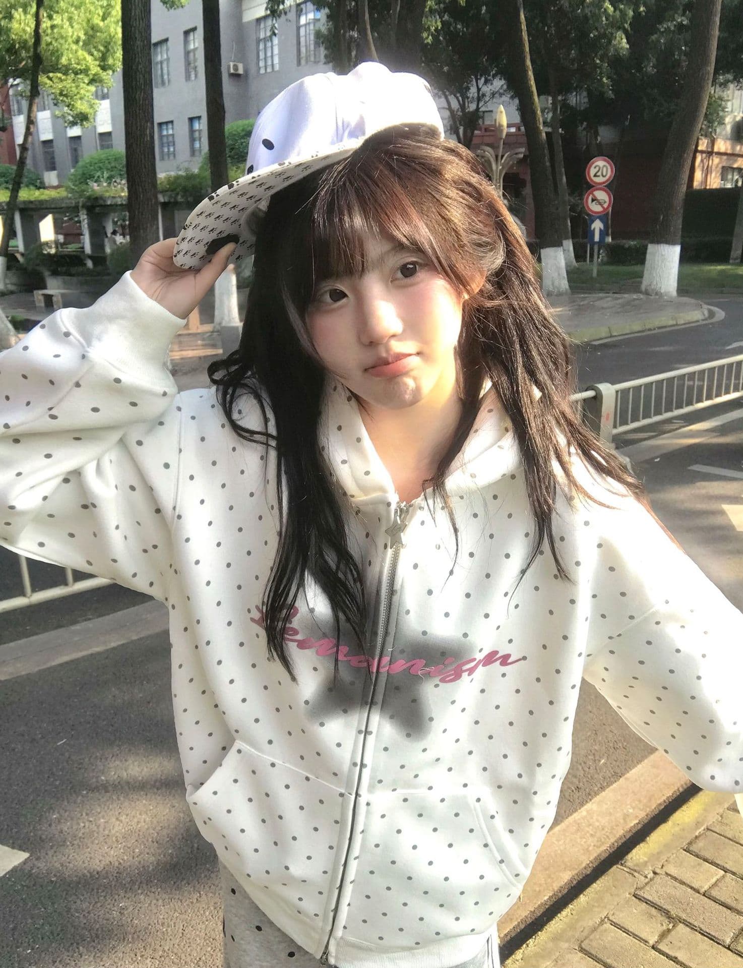 얇은 스타일 발 330 그램 백금 지퍼 이후 패키지 칼라 순수한 Mianhua 면 복합 후드티 여성 상세 이미지 3