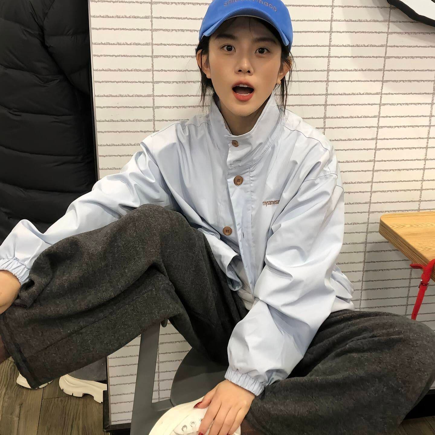 원본 것 스탠드 칼라 싱글 줄 버튼 캐주얼 재킷 여자 봄 2026 봄 가을 작은 키 재킷 오픈 가디건 맨위 이미지 2