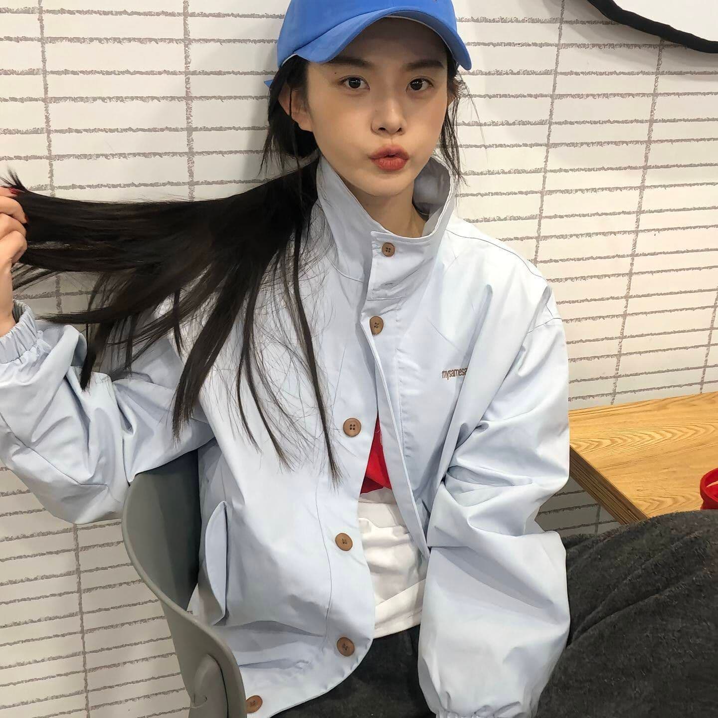 원본 것 스탠드 칼라 싱글 줄 버튼 캐주얼 재킷 여자 봄 2026 봄 가을 작은 키 재킷 오픈 가디건 맨위