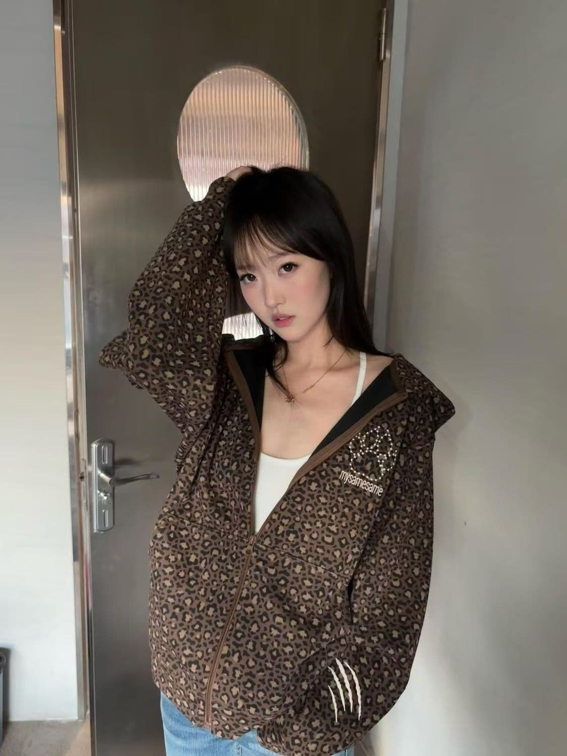얇은 스타일 털이 있는 이후 패키지 기사 자수 순수한 Mianhua 면 복합 후드티 여성 상세 이미지 5