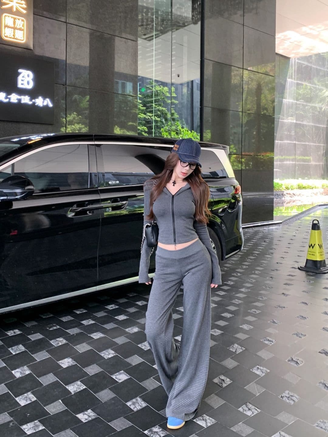 면 컬러 짜임 기사 한 부서 느긋한 바람 가을 캐주얼 세트 여성 후드 스트라이프 후드티 재킷 와이드 레그 팬츠 투피스 세트 이미지 4