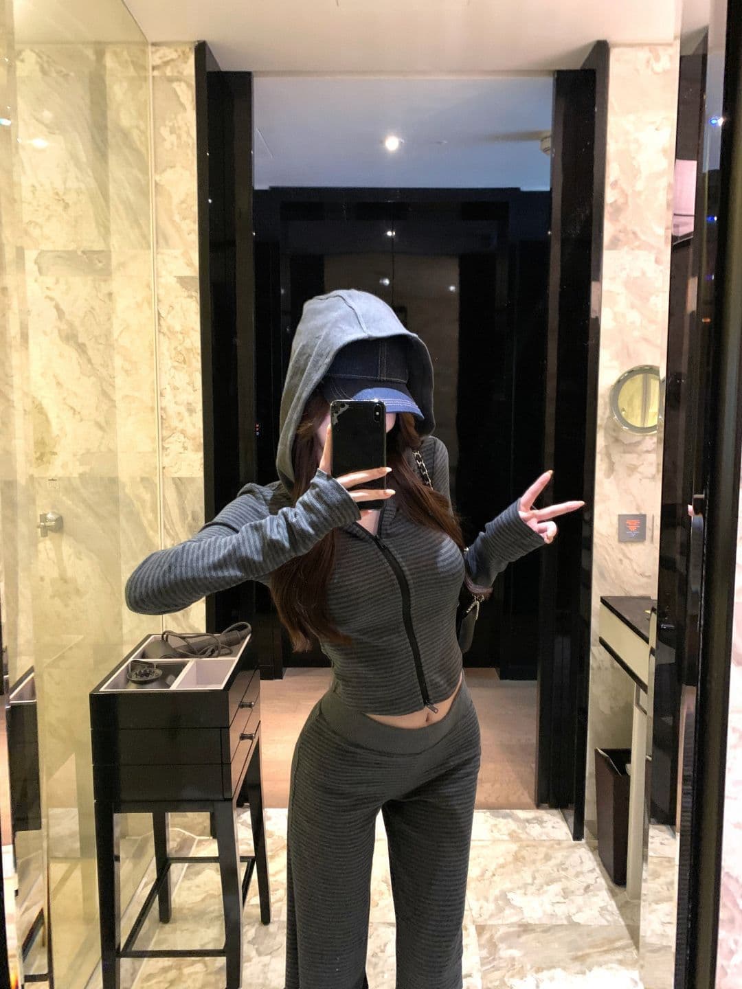 면 컬러 짜임 기사 한 부서 느긋한 바람 가을 캐주얼 세트 여성 후드 스트라이프 후드티 재킷 와이드 레그 팬츠 투피스 세트 상세 이미지 4