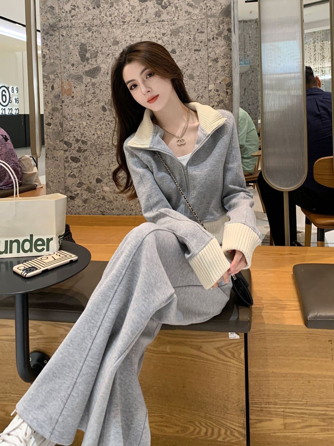 2026 새로운 아메리칸 레트로 연령 감소 슬림해 보이는 운동 오픈 가디건 후드티 하이웨이스트 와이드 레그 팬츠 투피스 세트 상세 이미지 2