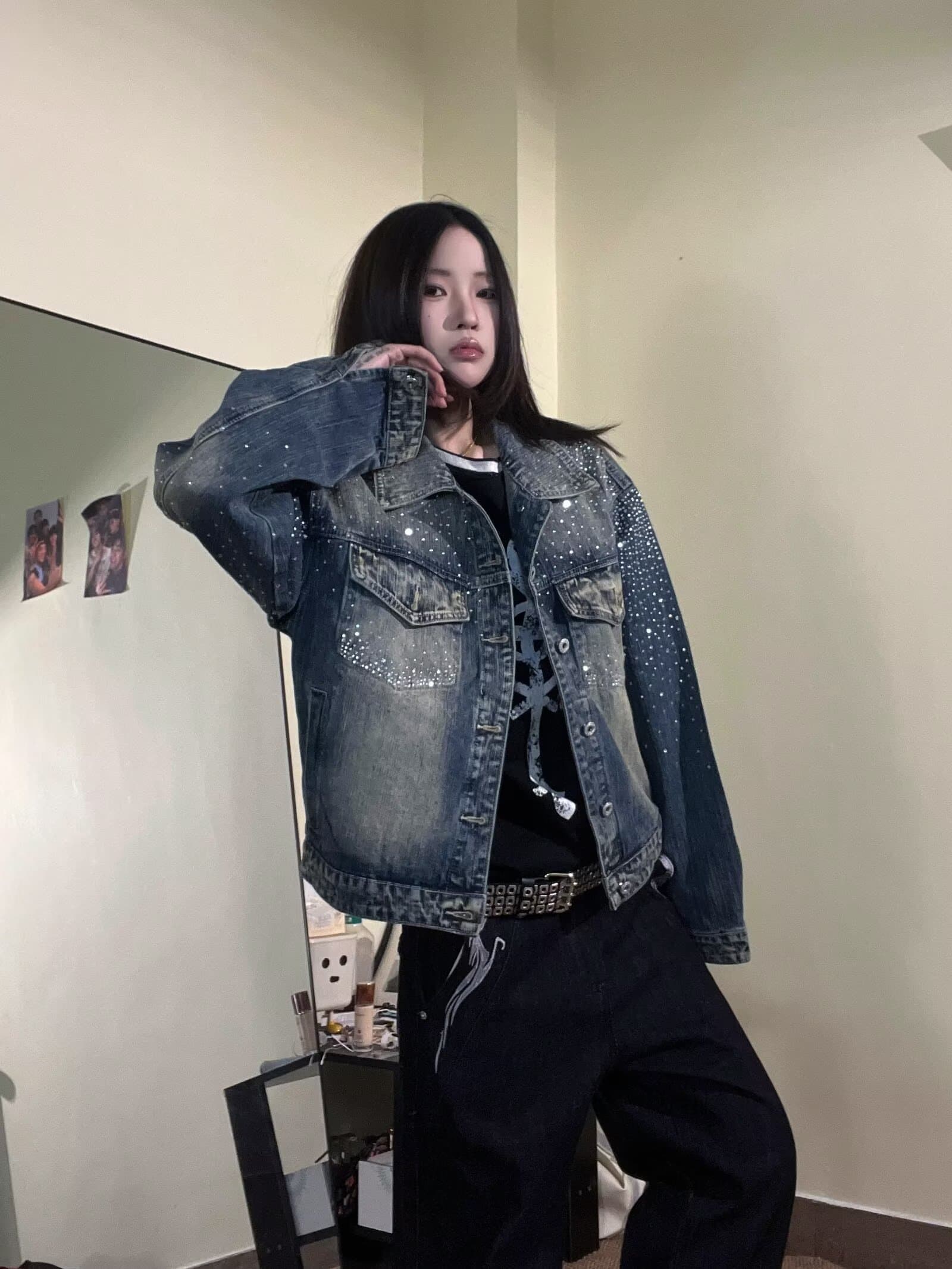 2026 새로운 유럽 상품 비즈 박기 핫픽스 데님 여성 코트 조기 가을 고급 센스 쇼트 스타일 디자인 센스 데님 맨위 상세 이미지 3