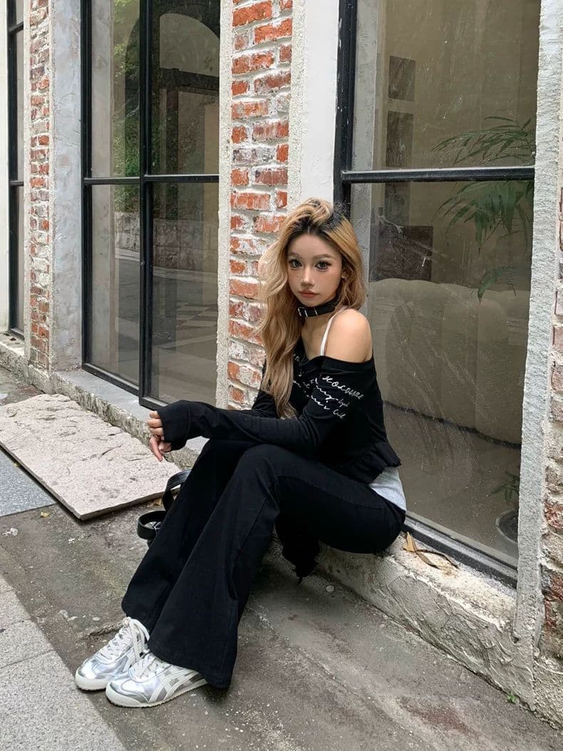 아메리칸 핫걸 알파벳 비스듬한 어깨 긴팔 티셔츠 여성 봄 목이버섯 술 디자인 센스 몸매 가꾸기 작은 대중 오프숄더 맨위 상세 이미지 9