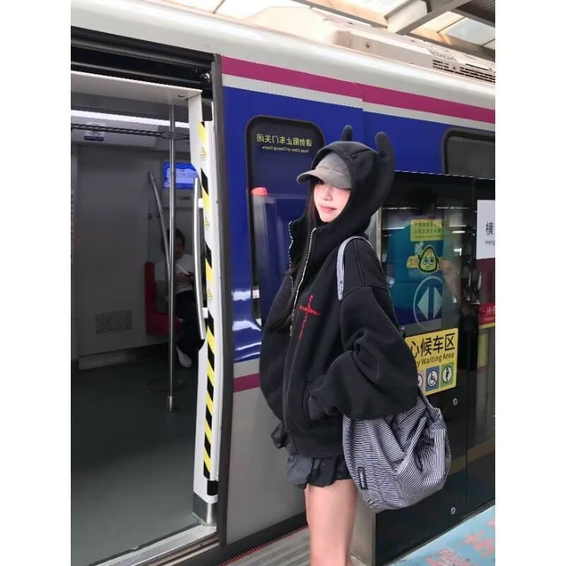 아메리칸 레트로 십자가 자수 후드 프로필 모양 후드티 남녀 가을 거리 루즈핏 오픈 가디건 boxy 재킷 맨위 상세 이미지 1