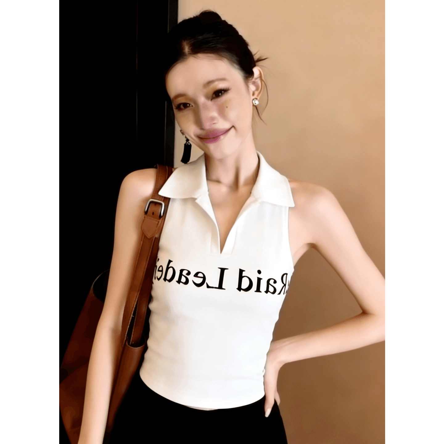 원본 원단 아메리칸 POLO 칼라 민소매 검정색 섹시함 이슬 뼈의 조끼 여름 새로운 여성 이미지 3