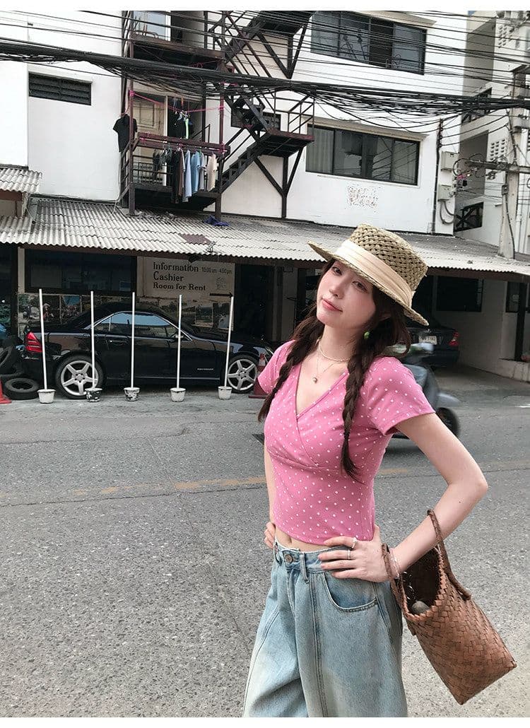 ptonumi 한여름 매화 와인 십자가 빅 브이 넥 도트 무늬 반팔 티셔츠 여성 Z아 어깨 순수한 욕망 맨위 쇼트 스타일 상세 이미지 16