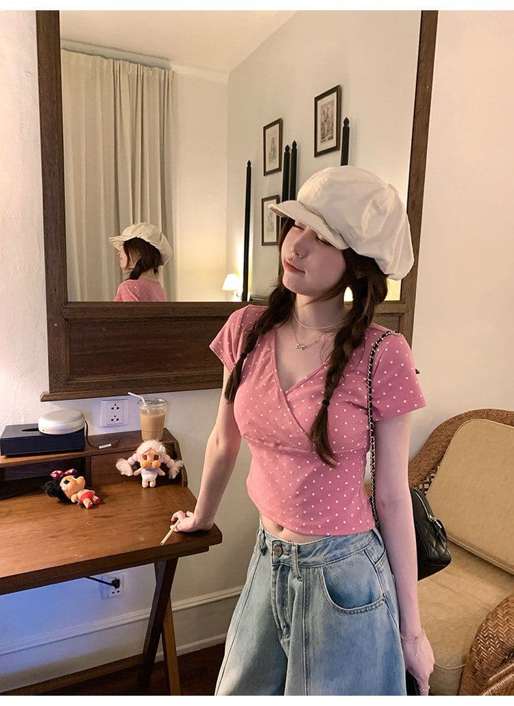 ptonumi 한여름 매화 와인 십자가 빅 브이 넥 도트 무늬 반팔 티셔츠 여성 Z아 어깨 순수한 욕망 맨위 쇼트 스타일 상세 이미지 30