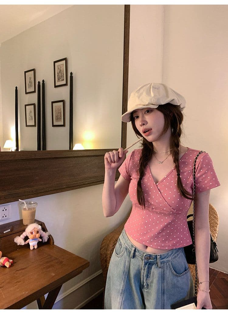 ptonumi 한여름 매화 와인 십자가 빅 브이 넥 도트 무늬 반팔 티셔츠 여성 Z아 어깨 순수한 욕망 맨위 쇼트 스타일 상세 이미지 32