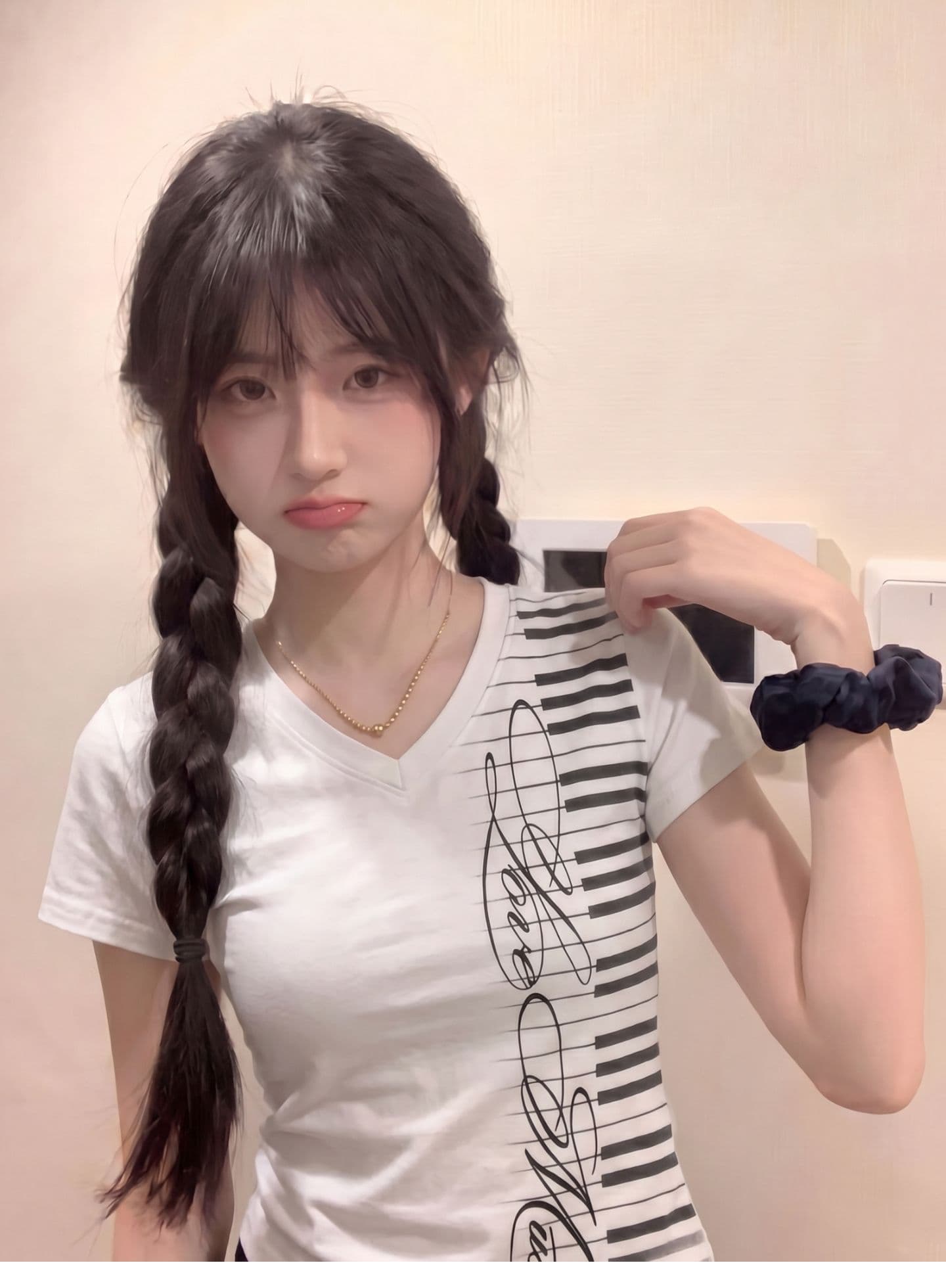 광저우 원단 전후 디지털 직분사 210 그램 95 면 40s 오스트리아 델 피아노 반팔 티셔츠 여성 트렌디 상세 이미지 4