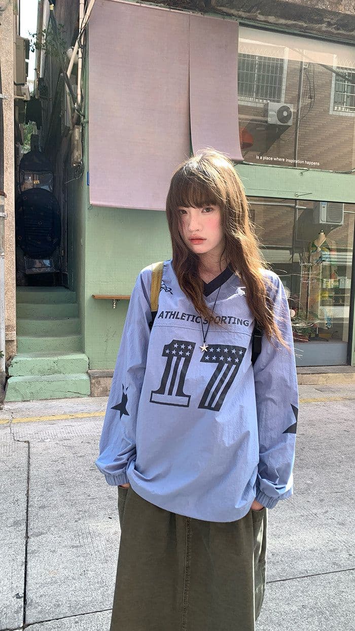 나일론 원단 얇은 스타일 아메리칸 레트로 V넥 알파벳 프린트 루즈핏 맨위 느긋한 센스 풀오버 자외선 차단 의류 여성 여름 상세 이미지 4