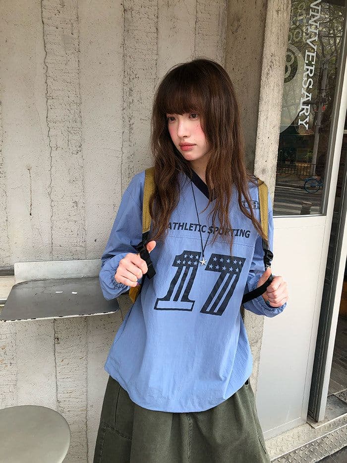 나일론 원단 얇은 스타일 아메리칸 레트로 V넥 알파벳 프린트 루즈핏 맨위 느긋한 센스 풀오버 자외선 차단 의류 여성 여름 상세 이미지 11