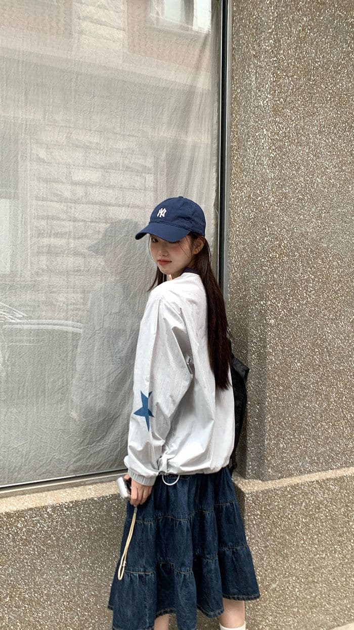 나일론 원단 얇은 스타일 아메리칸 레트로 V넥 알파벳 프린트 루즈핏 맨위 느긋한 센스 풀오버 자외선 차단 의류 여성 여름 상세 이미지 18
