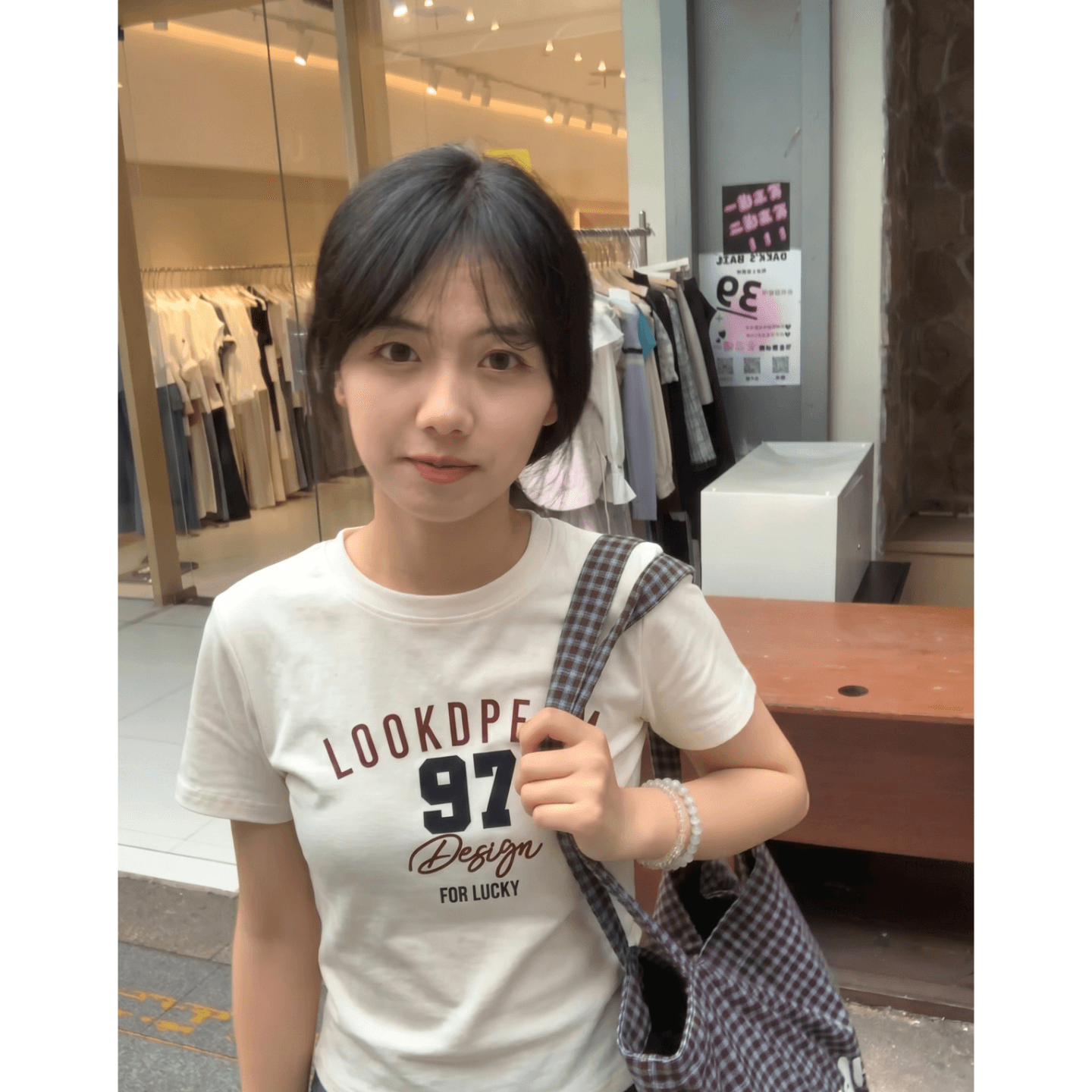 광저우 원단 만 부 바늘 패치 자수 210 그램 95 면 40s 오스트리아 델 아메리칸 알파벳 반팔 티셔츠 이미지 3