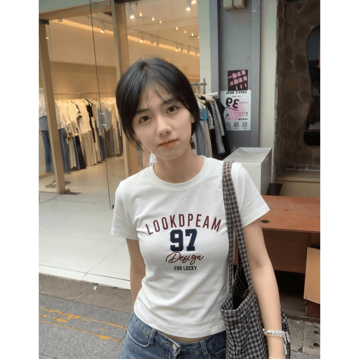 광저우 원단 만 부 바늘 패치 자수 210 그램 95 면 40s 오스트리아 델 아메리칸 알파벳 반팔 티셔츠