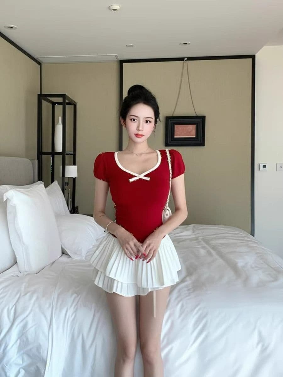 모달 면 빨간색 V넥 나비 매듭 긍정적 인 어깨 반팔 티셔츠 여성 여름 몸매 가꾸기 핫걸 맨위 이미지 3