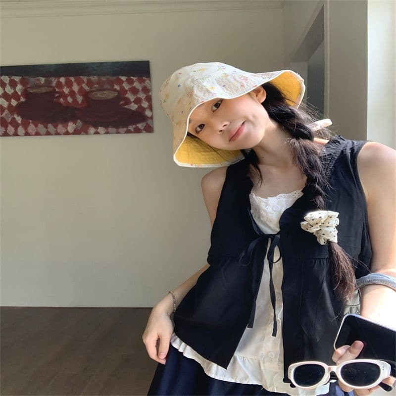 페이크 레이어드 레이스업 배색 패치워크 민소매 여성 셔츠 2026 여름 새로운 디자인 센스 패션 다용도 조끼 트렌디 이미지 4