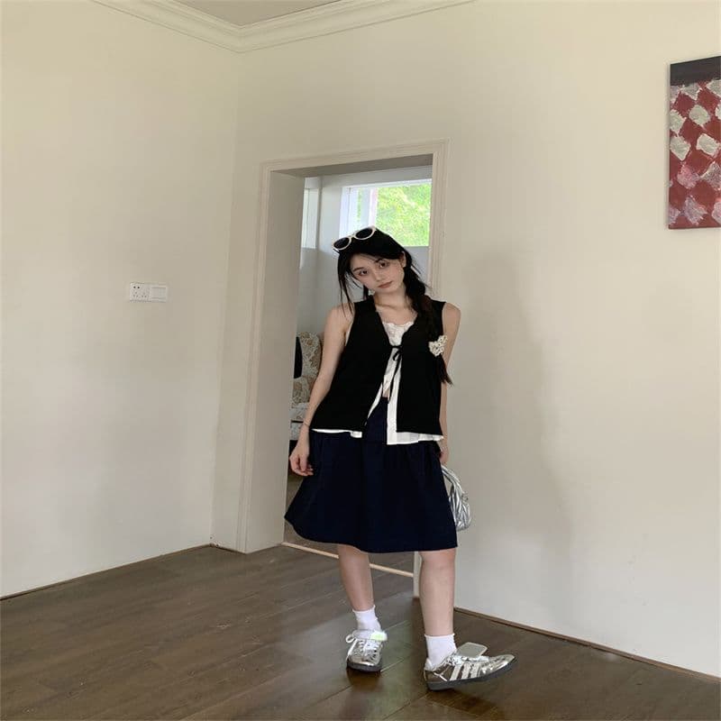 페이크 레이어드 레이스업 배색 패치워크 민소매 여성 셔츠 2026 여름 새로운 디자인 센스 패션 다용도 조끼 트렌디 상세 이미지 9