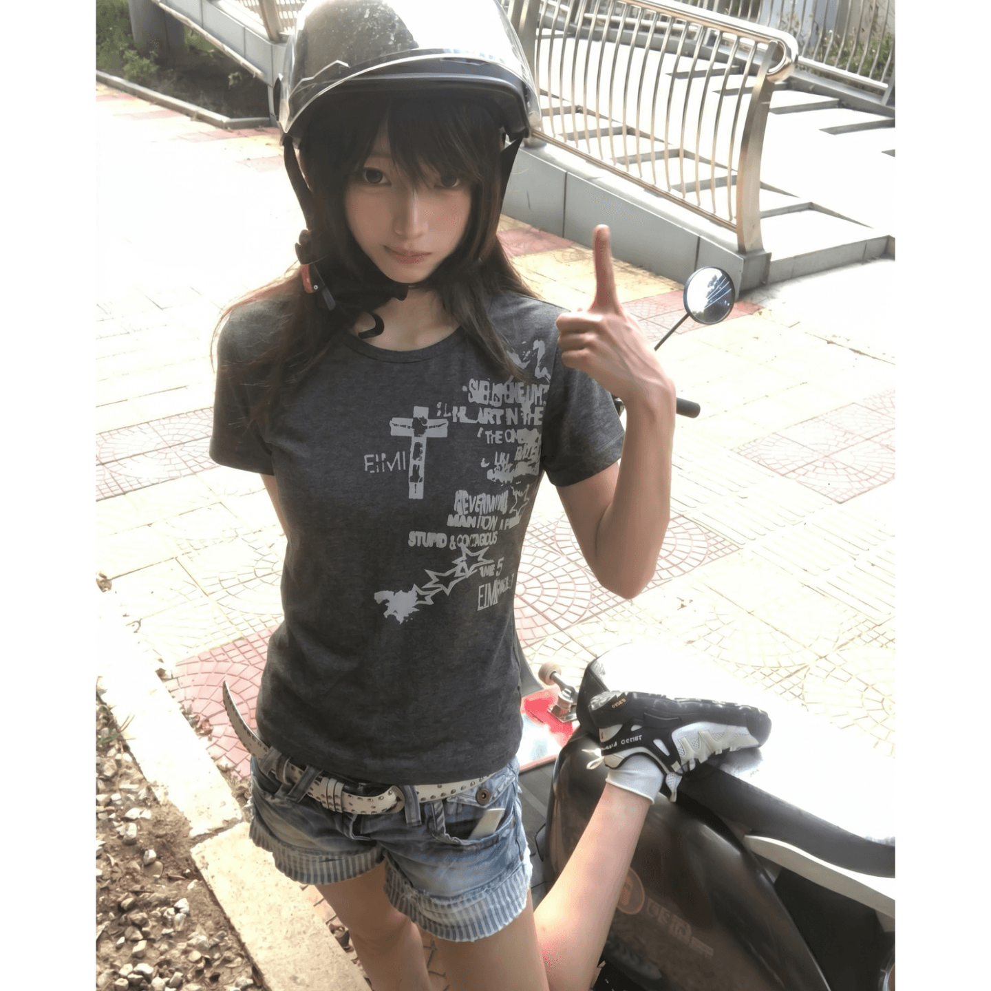 광저우 원단 디지털 직분사 완제품 210 그램 95 면 40s 오스트리아 델 십자가 낙서 반팔