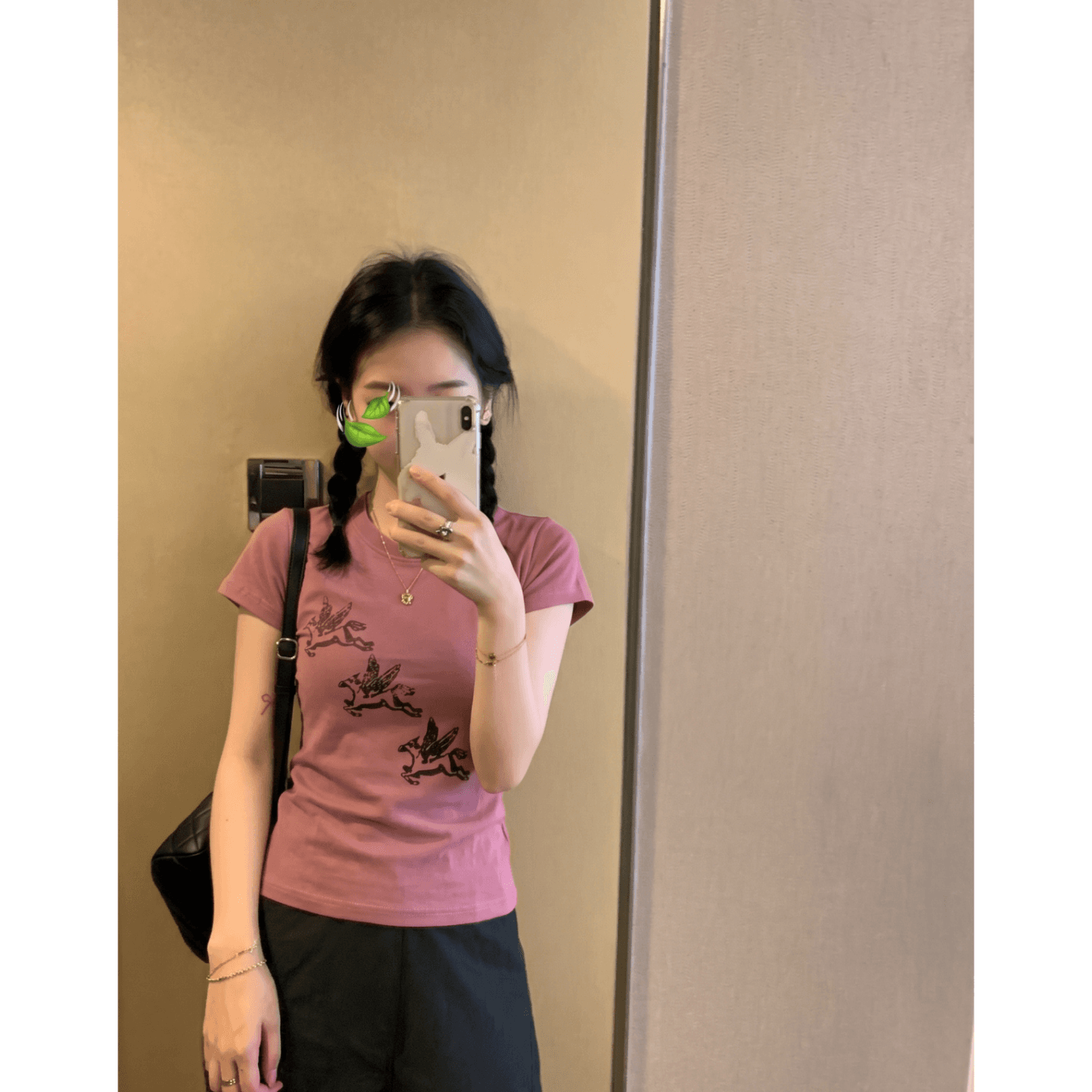 광저우 원단 디지털 직분사 완제품 210 그램 95 면 40s 오스트리아 델 날다 말 프린트 반팔 이미지 2