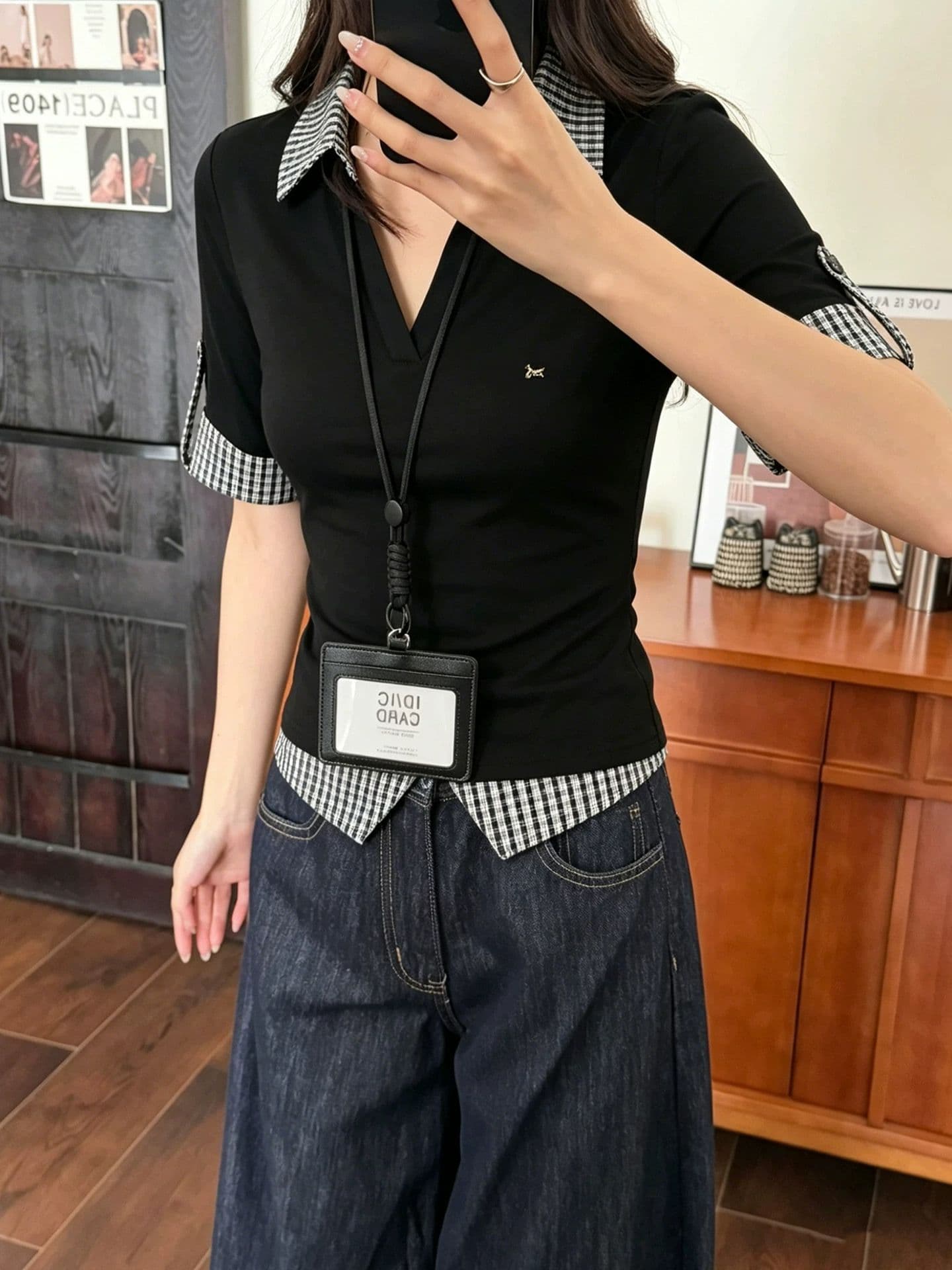 페이크 레이어드 V넥 긍정적 인 어깨 패치워크 체크무늬 반팔 티셔츠 여성 여름 몸매 가꾸기 POLO 셔츠 반소매 맨위 이미지 2
