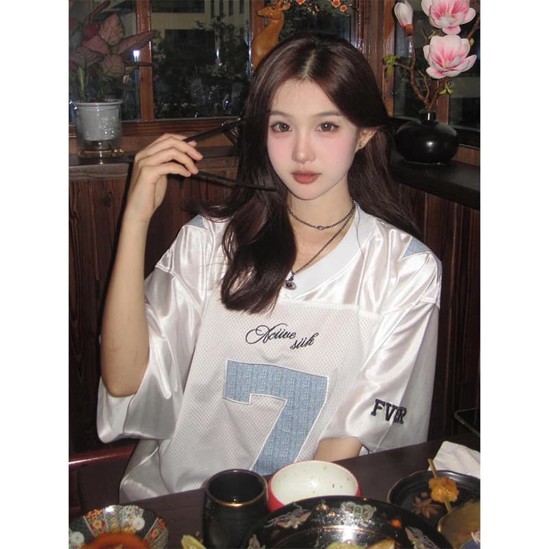아메리칸 높음 거리 V넥 반팔 여성 여름 숫자 프린트 저지 바람 티셔츠 디자인 센스 작은 대중 루즈핏 배색 맨위 상세 이미지 4
