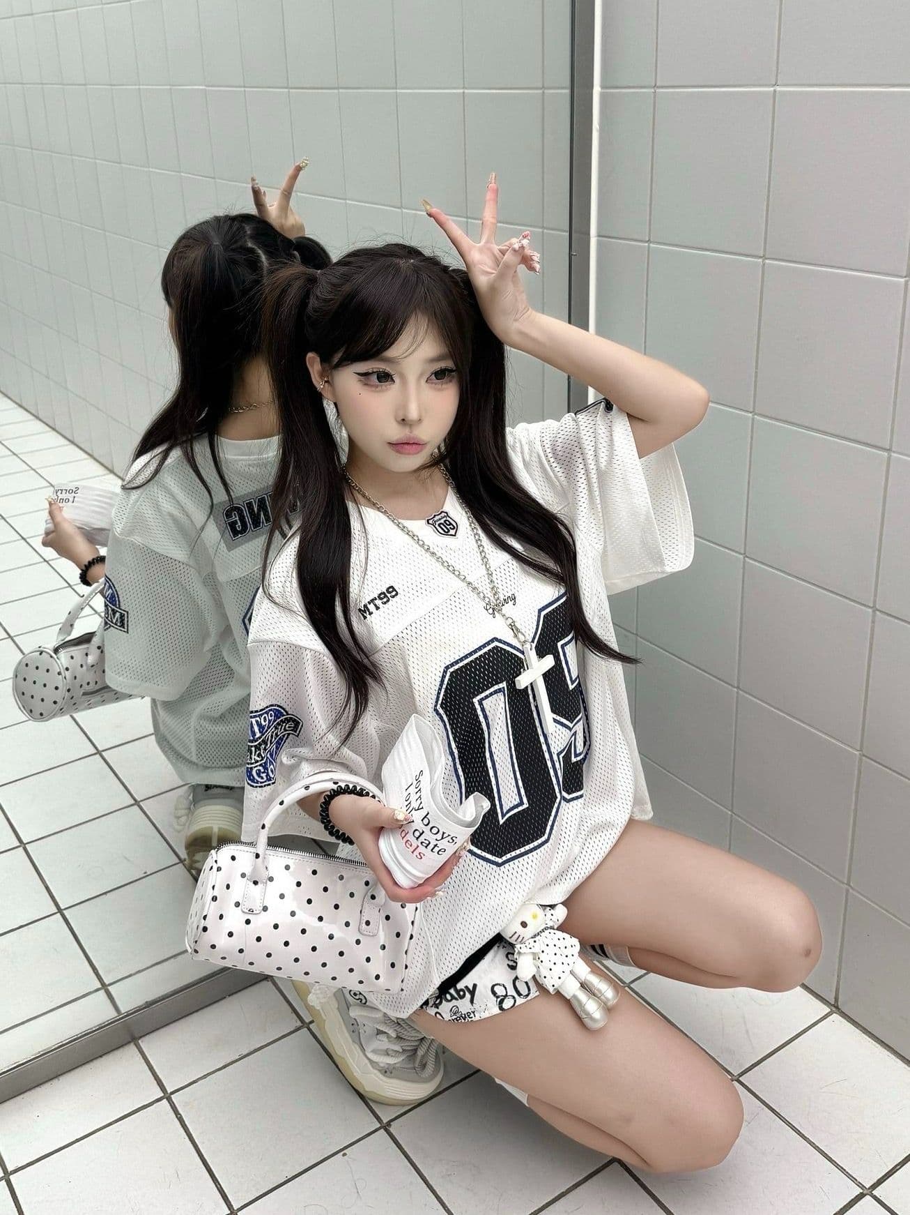원본 것 압력 라인 자수 표준 프린트 광저우 원단 반팔 티셔츠 여성 상세 이미지 3