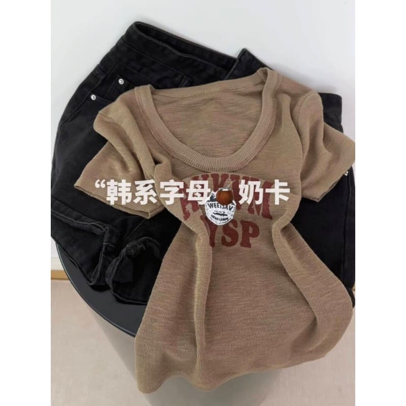 레트로 다시 느슨함 느긋한 바람 알파벳 프린트 V넥 반팔 티셔츠 여성 2026 여름 다용도 슬림해 보이는 맨위 이미지 2