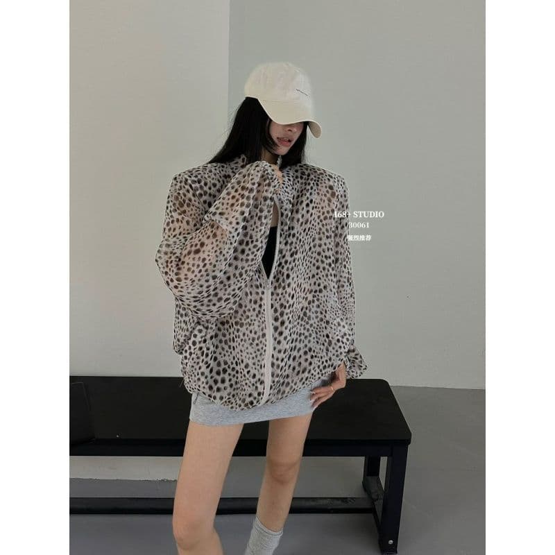아메리칸 레트로 레오파드 무늬 자외선 차단 여성 코트 여름 얇은 스타일 루즈핏 스탠드 칼라 핫걸 바람 캐주얼 운동 재킷 맨위 이미지 2