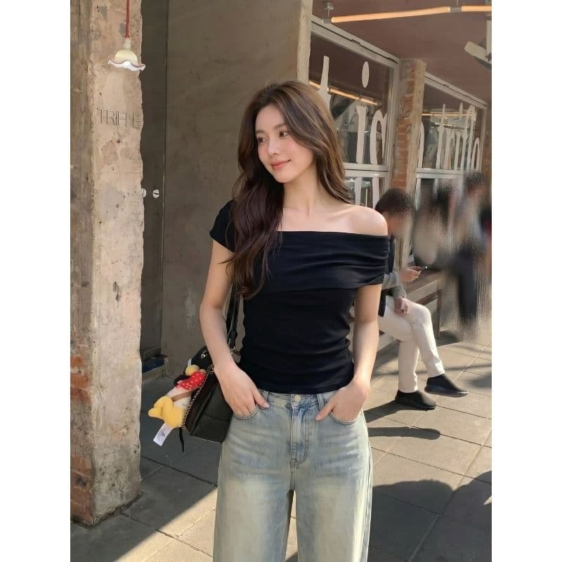원본 것 체크무늬 오프숄더 반팔 티셔츠 여름 쇼트 스타일 몸매 가꾸기 슬림해 보이는 검정색 핫걸 맨위 이미지 2