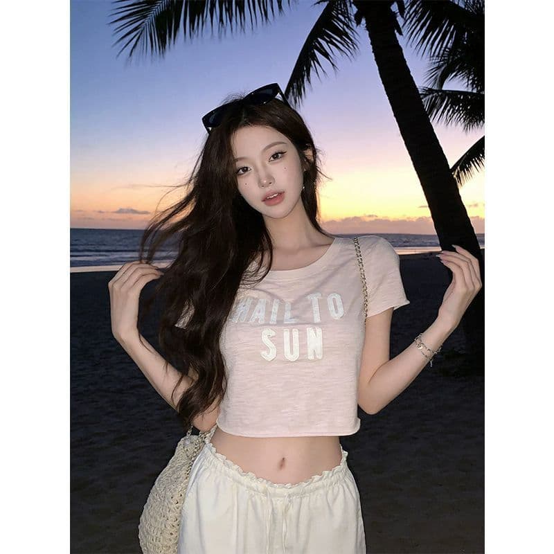 달콤한 스타일 핑크색 알파벳 프린트 라운드 넥 긍정적 인 어깨 반팔 티셔츠 여성 여름 새로운 몸매 가꾸기 슬림해 보이는 다용도 맨위 상세 이미지 1