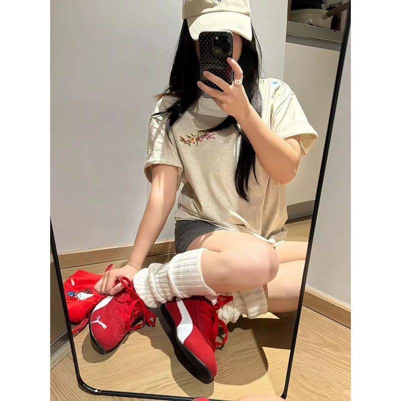 순면 220 그램 빗질하다 닫기 꽃무늬 알파벳 자수 반팔 티셔츠 여성 여름 루즈핏 커플 반소매 맨위 상세 이미지 15