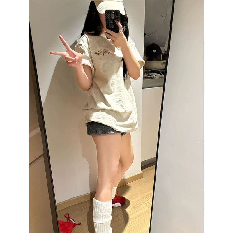 순면 220 그램 빗질하다 닫기 꽃무늬 알파벳 자수 반팔 티셔츠 여성 여름 루즈핏 커플 반소매 맨위 상세 이미지 16