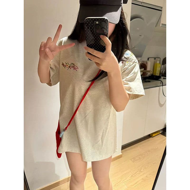순면 220 그램 빗질하다 닫기 꽃무늬 알파벳 자수 반팔 티셔츠 여성 여름 루즈핏 커플 반소매 맨위 상세 이미지 17