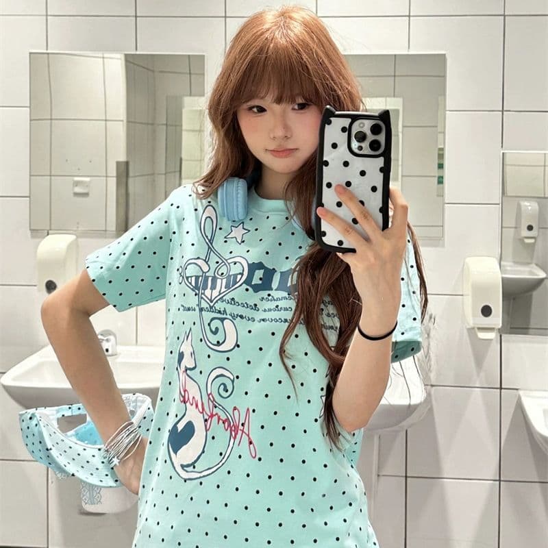 92 면 패션 새로운 한 부서 긍정적 인 어깨 반팔 티셔츠 여성 2026 여름 루즈핏 슬림해 보이는 라운드 넥 맨위 상세 이미지 2