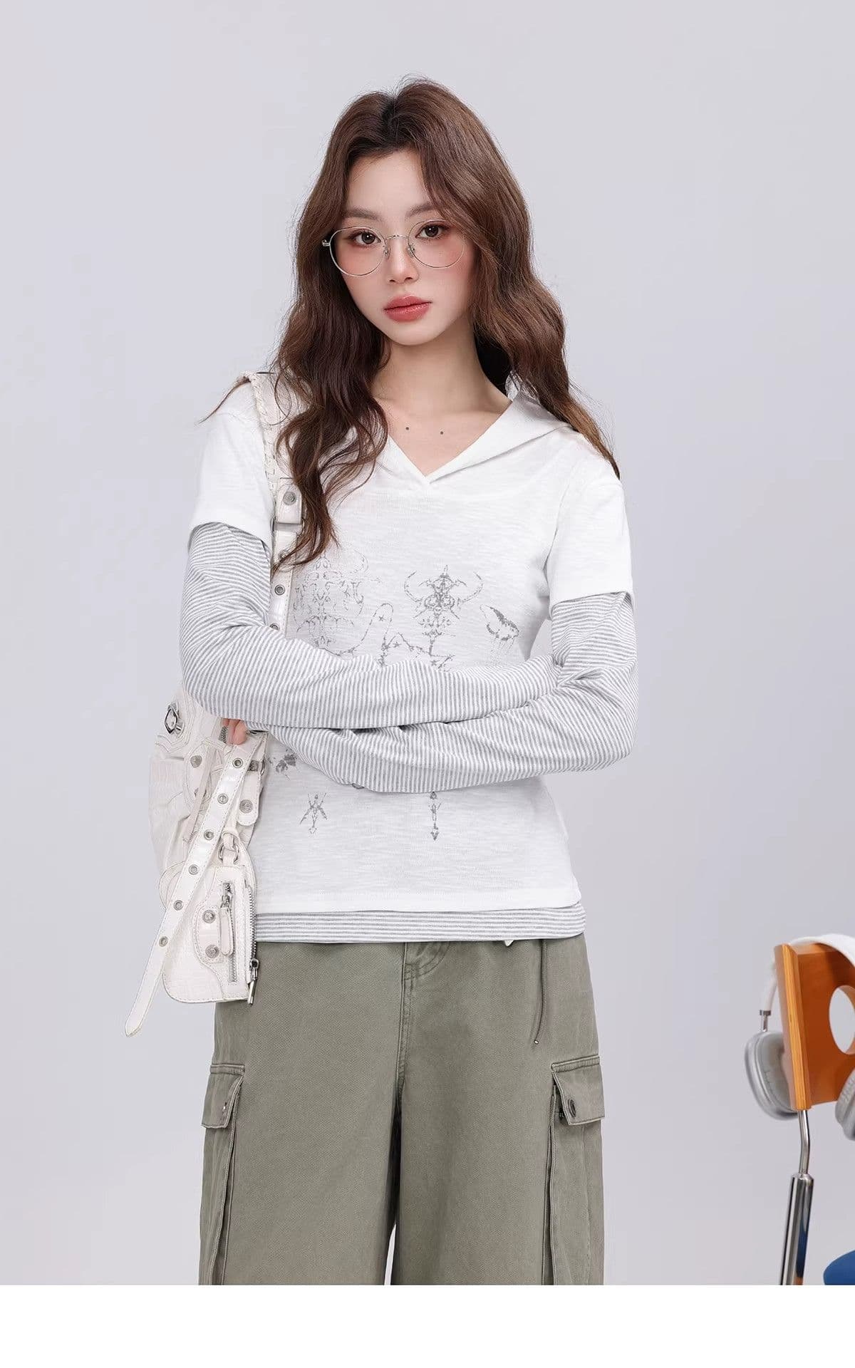 40 1 1 순면 210 그램 후드 이후 패키지 칼라 만화 프린트 페이크 레이어드 스트라이프 긴팔 티셔츠 여성 기본 셔츠 상세 이미지 8