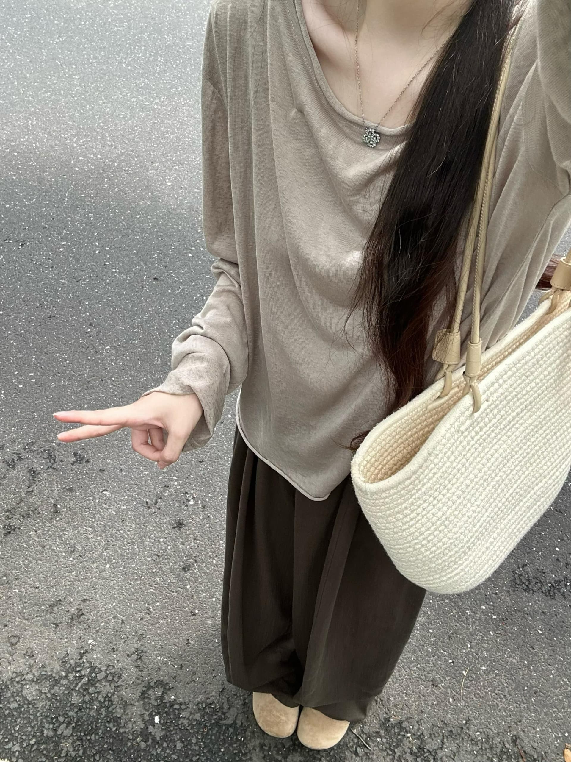 원본 올린 사람 : 에디션 색상 차이 없음 주간 실크 눈꽃 65 라이 경기 서울 35 폴리에스터 루즈핏 긴팔 태양 보호 셔츠 이미지 3