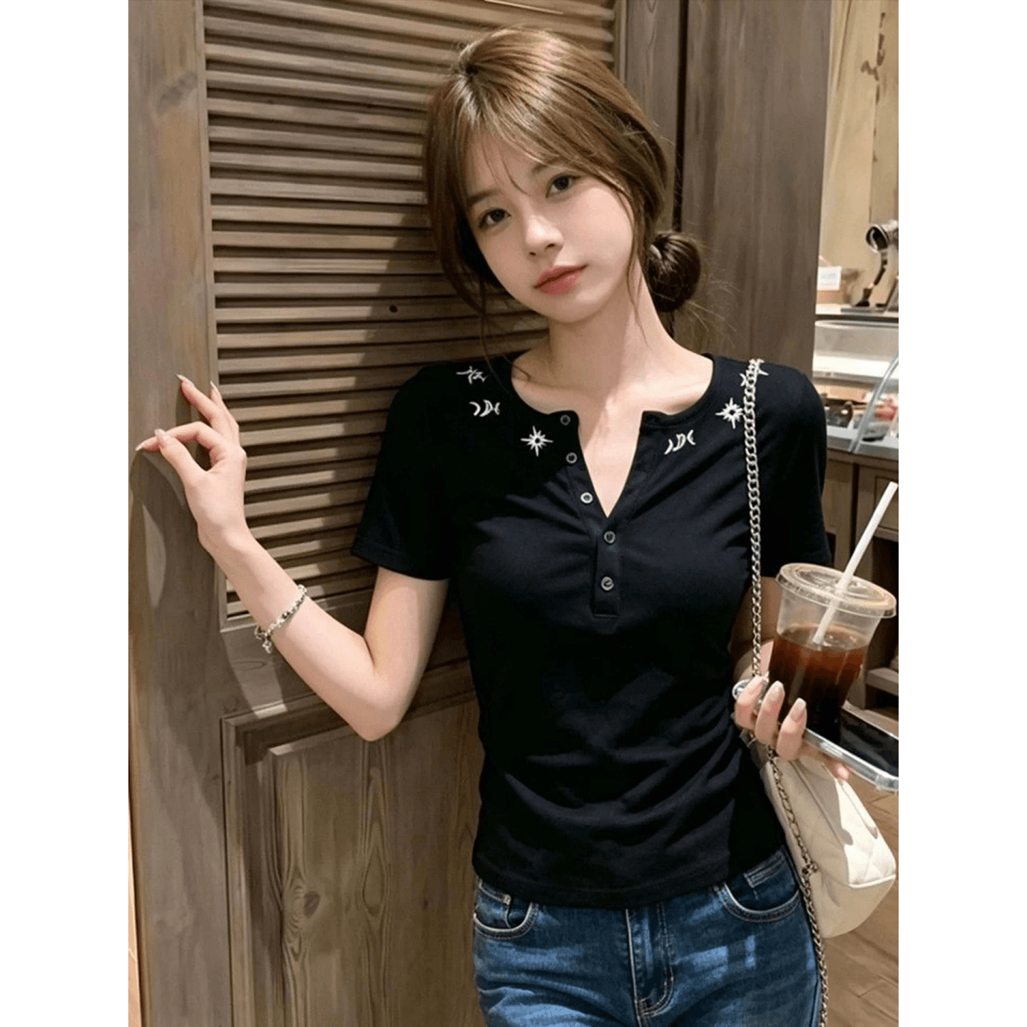 원본 이미지 1 1 인 면 아메리칸 핫걸 바람 검정색 헨리 칼라 긍정적 인 어깨 반팔 티셔츠 여성 여름 새로운 이미지 5