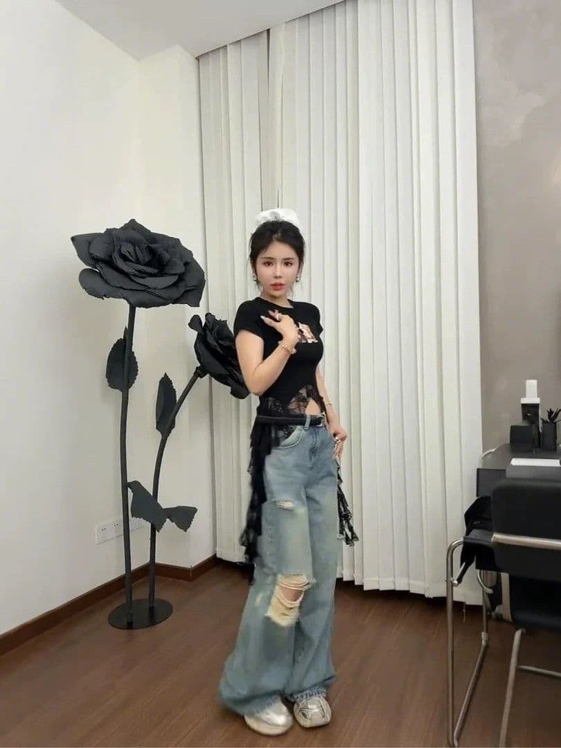 핫걸 밑단 레이스 조각 반팔 티셔츠 여성 2026 여름 새로운 고양이 프린트 몸매 가꾸기 슬림해 보이는 맨위 트렌디 상세 이미지 3