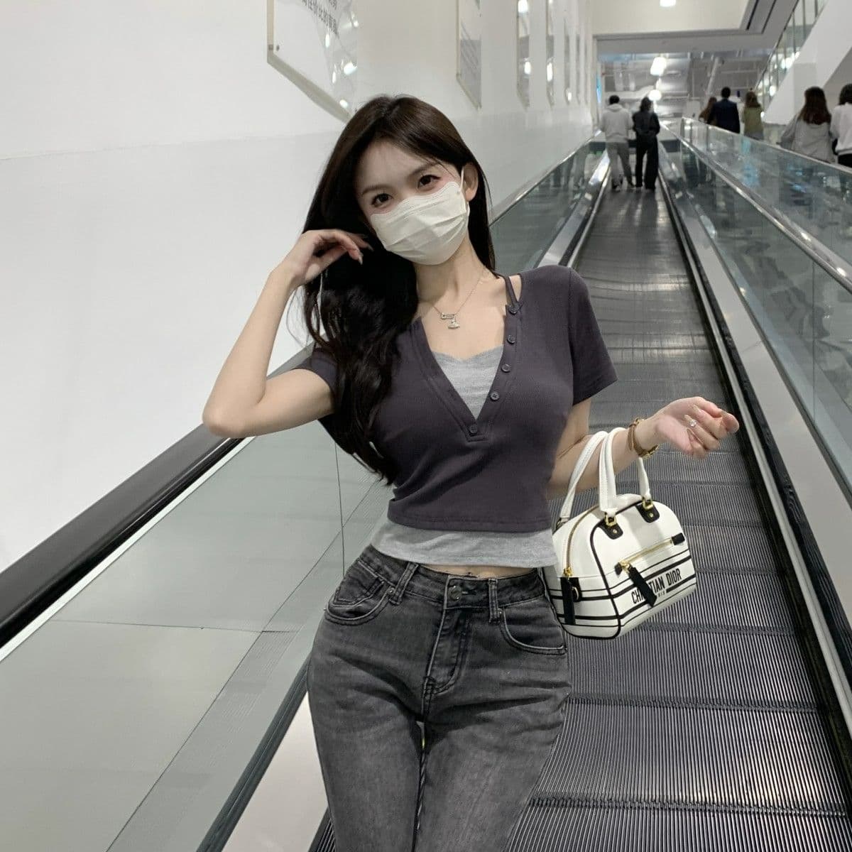리브 여름 새로운 여성 의류 순면 순수한 욕망 행침 목 페이크 레이어드 디자인 센스 반팔 배색 티셔츠 맨위 이미지 4