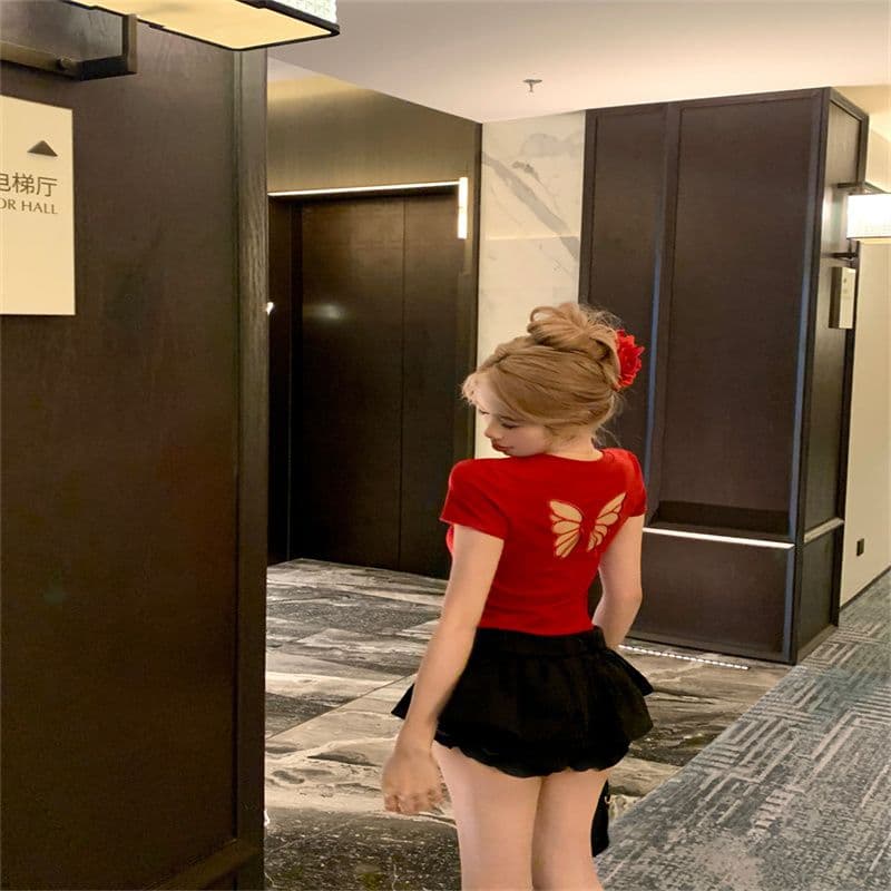 나비 자수 홀로우 아웃 라운드 넥 반팔 티셔츠 여성 여름 디자인 센스 작은 대중 몸매 가꾸기 핫걸 쇼트 스타일 빨간색 맨위 상세 이미지 8