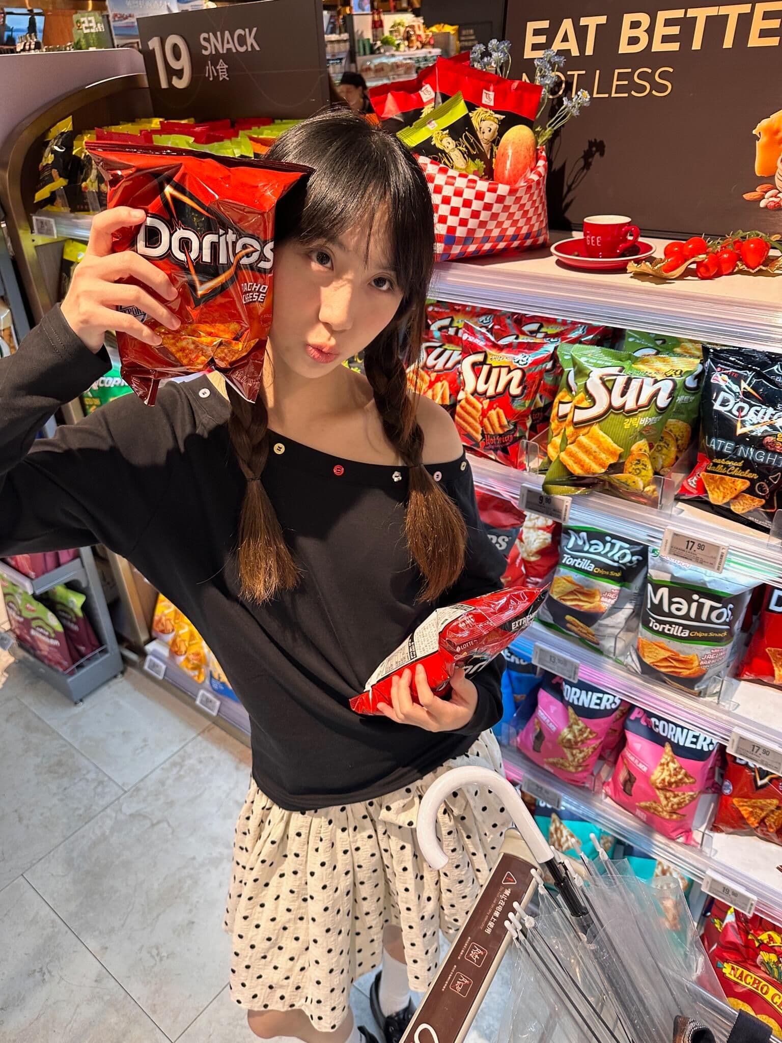 원본 부형제 단추 40 220 그램 92 면 8 암모니아 Lun 긴팔 티셔츠 여성 휴대 전화 산보하다 상세 이미지 4