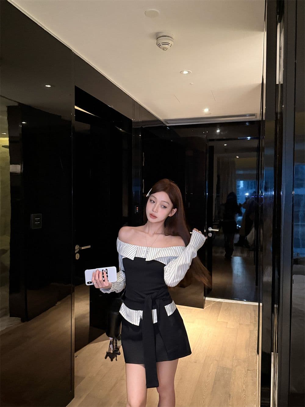 원본 것 순수한 욕망 바람 스트랩 패치워크 오프숄더 긴팔 여성 셔츠 배색 스트라이프 가을 맨위 상세 이미지 2