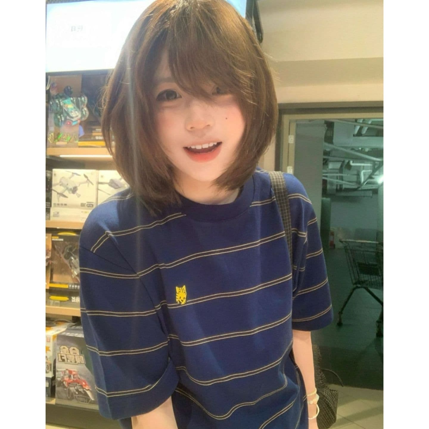 광저우 원단 원본 원단 자수 프린트 아메리칸 레트로 만화 셔츠 스트라이프 반팔 여름 맨위 이미지 5