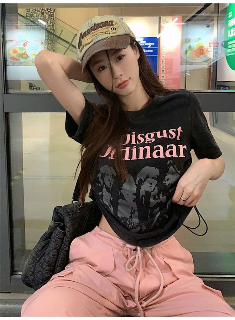 원본 품질 검정색 아메리칸 레트로 긍정적 인 어깨 티셔츠 반팔 여성 여름 불규칙 상세 이미지 4