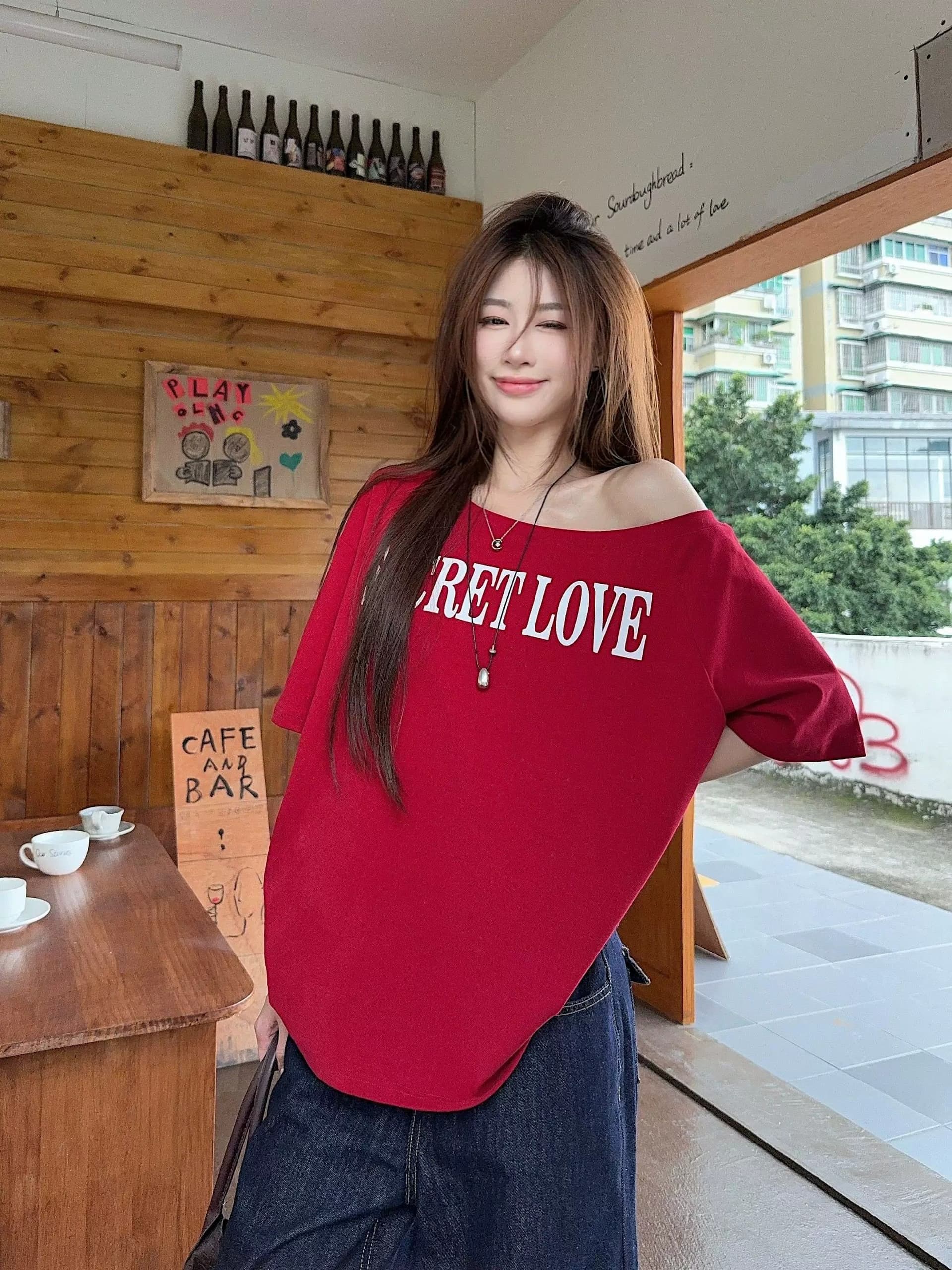 원본 품질 아메리칸 레트로 와인 레드 비스듬한 어깨 반팔 티셔츠 오프숄더 맨위 상세 이미지 5