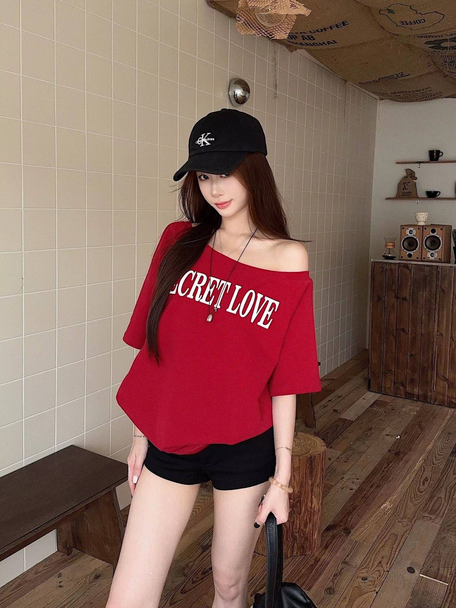 원본 품질 아메리칸 레트로 와인 레드 비스듬한 어깨 반팔 티셔츠 오프숄더 맨위 상세 이미지 7